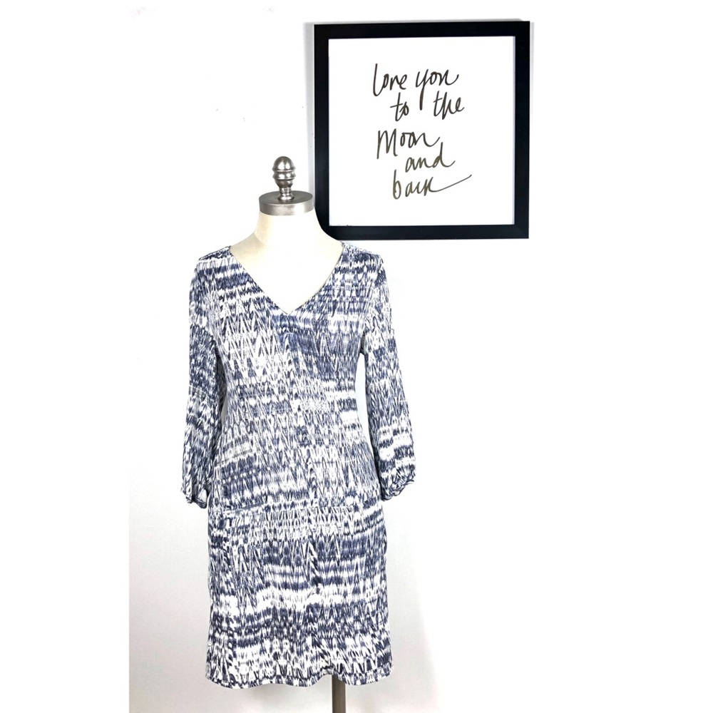 H&M 4 dress geometric stripe 3/4 sleeve v neck